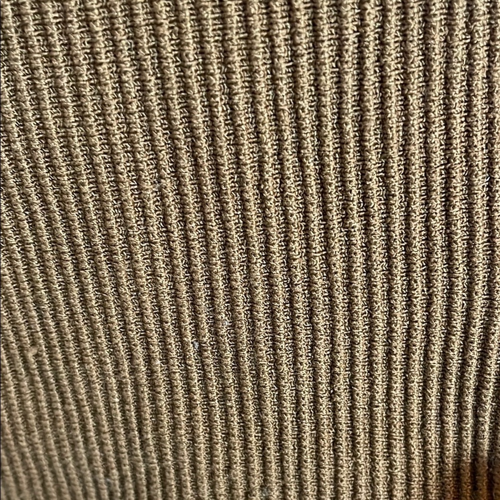 Ribbed Tank Top - Picture 4 of 4